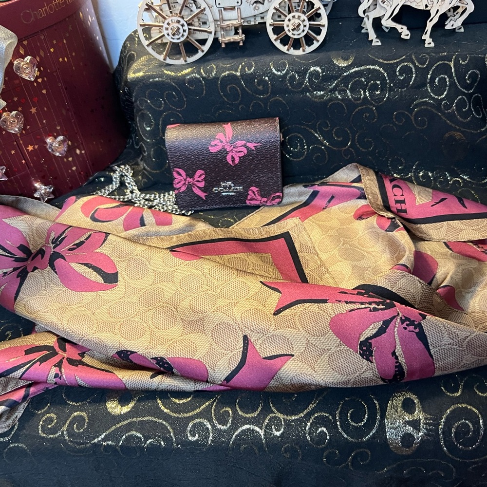 Coach Safiano Brown & Pink Bow Micro Mini Crossbody w/Silk Scarf (2pcs) - Picture 5 of 16
